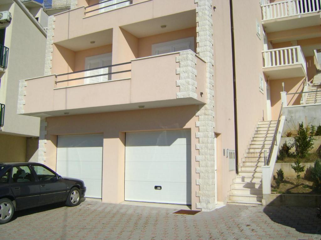 Apartments Maras 미미체 외부 사진